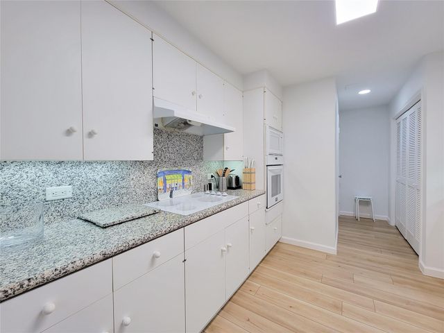 9333 Memorial Drive 410, Houston, TX 77024