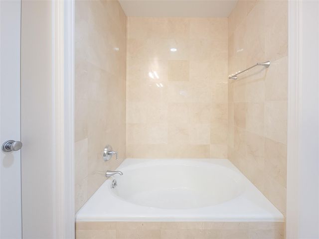 9333 Memorial Drive 410, Houston, TX 77024