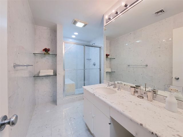 9333 Memorial Drive 410, Houston, TX 77024