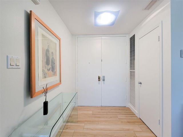 9333 Memorial Drive 410, Houston, TX 77024