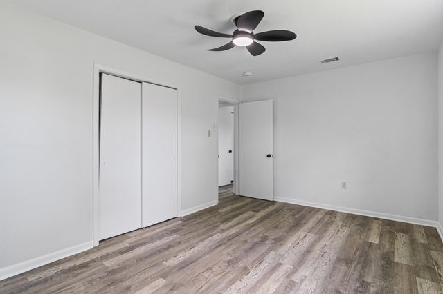 8205 N Claremont Avenue, Sherwood, AR 72120