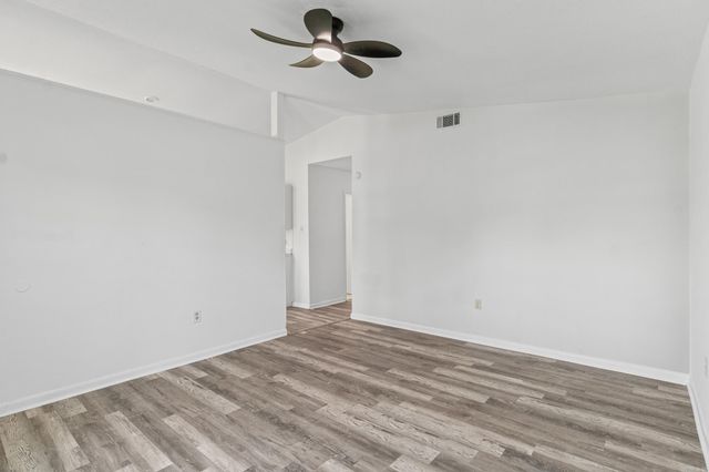 8205 N Claremont Avenue, Sherwood, AR 72120