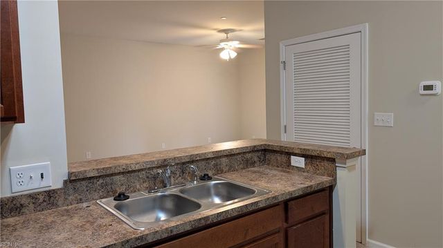 459 Old Colonial WAY, Newport News, VA 23608