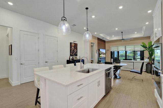 8334 W Blue Spring Drive 8334, Parkland, FL 33067