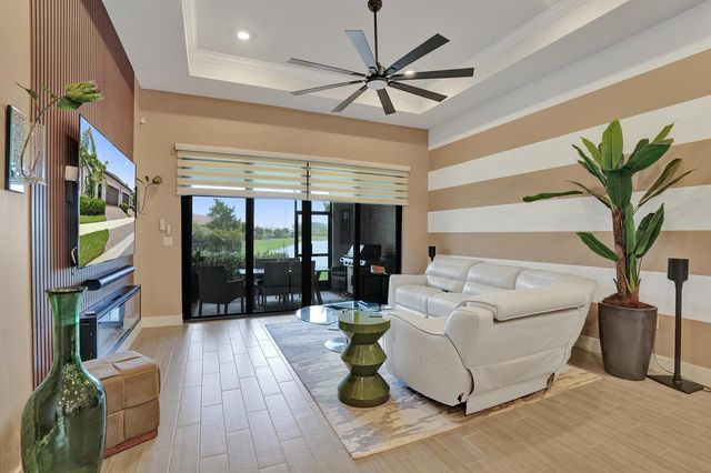 8334 W Blue Spring Drive 8334, Parkland, FL 33067