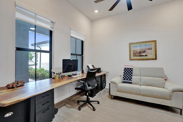 8334 W Blue Spring Drive 8334, Parkland, FL 33067
