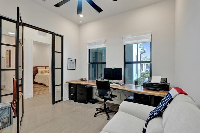 8334 W Blue Spring Drive 8334, Parkland, FL 33067