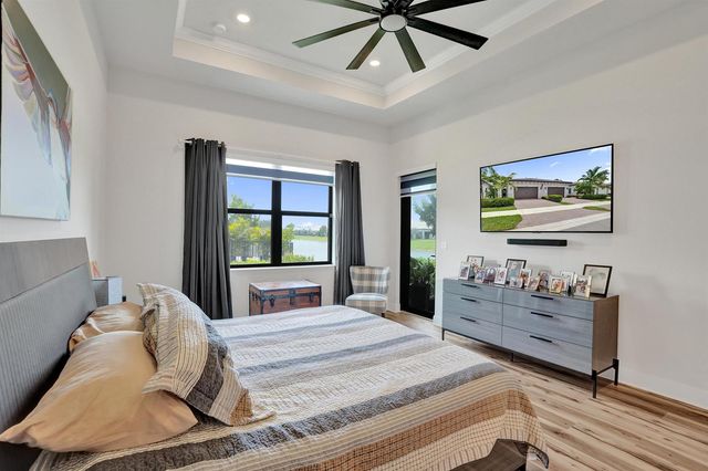 8334 W Blue Spring Drive 8334, Parkland, FL 33067