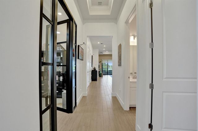 8334 W Blue Spring Drive 8334, Parkland, FL 33067