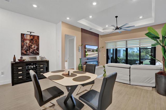 8334 W Blue Spring Drive 8334, Parkland, FL 33067