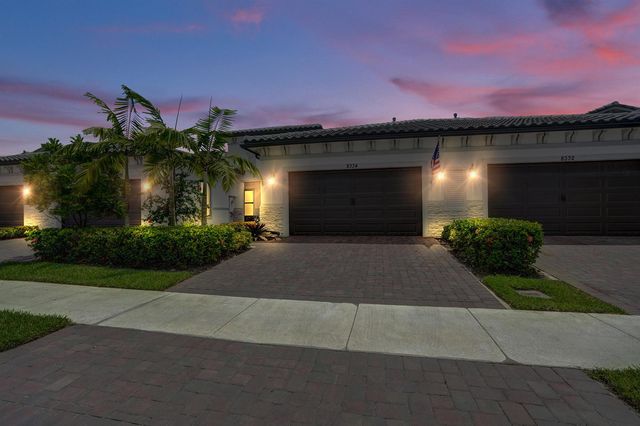 8334 W Blue Spring Drive 8334, Parkland, FL 33067