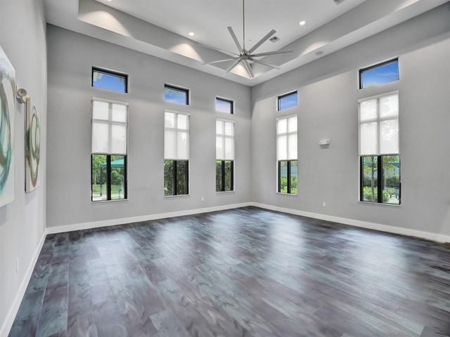 8334 W Blue Spring Drive 8334, Parkland, FL 33067