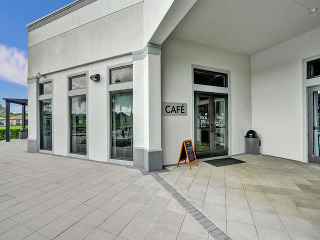 8334 W Blue Spring Drive 8334, Parkland, FL 33067