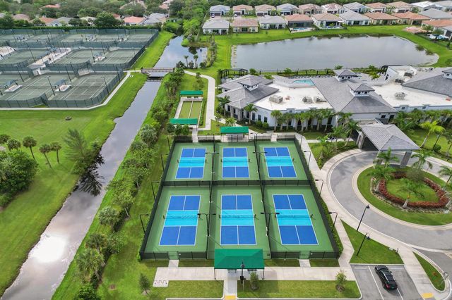 8334 W Blue Spring Drive 8334, Parkland, FL 33067
