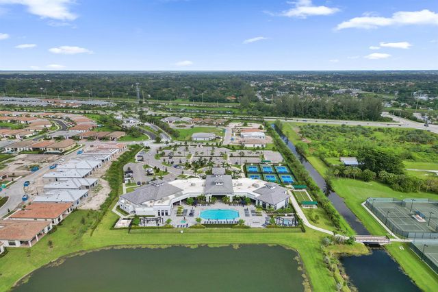 8334 W Blue Spring Drive 8334, Parkland, FL 33067