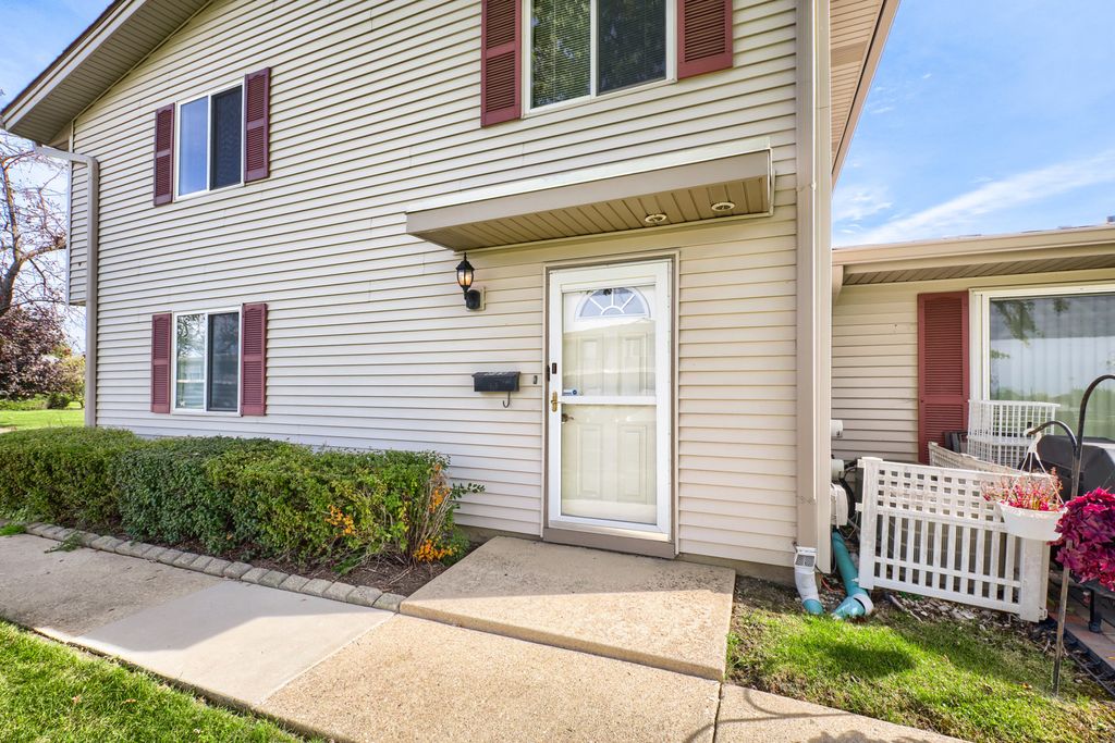 945 Shattuck Lane 0, Schaumburg, IL 60194 — exterior