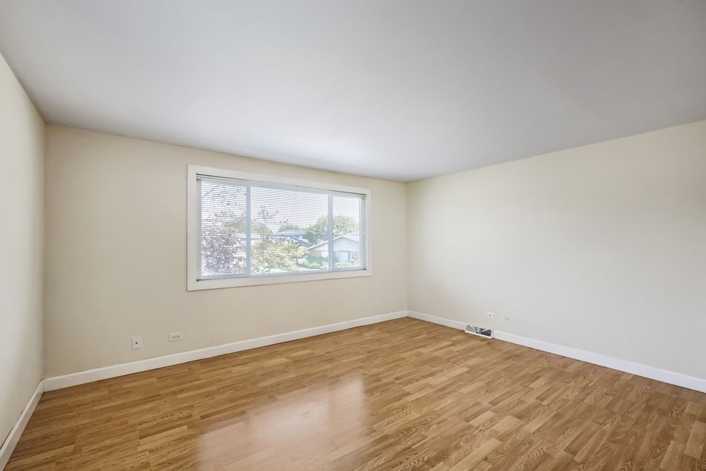 945 Shattuck Lane 0, Schaumburg, IL 60194 — photo 3