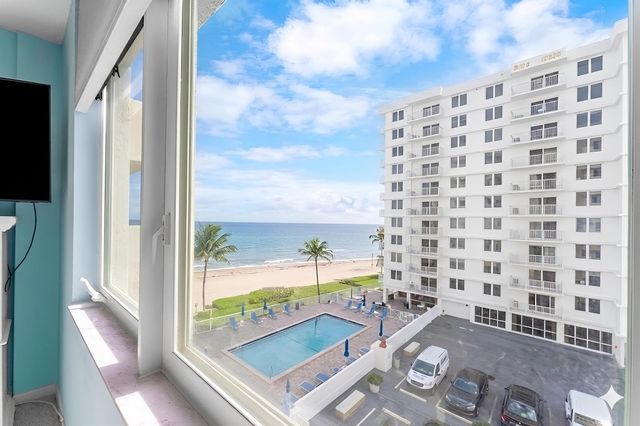 3215 S Ocean Boulevard 407, Highland Beach, FL 33487