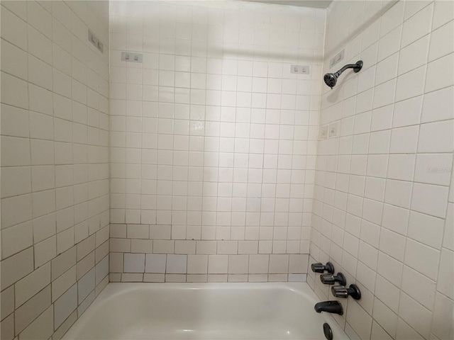 411 N HALIFAX AVENUE 200, Daytona Beach, FL 32118