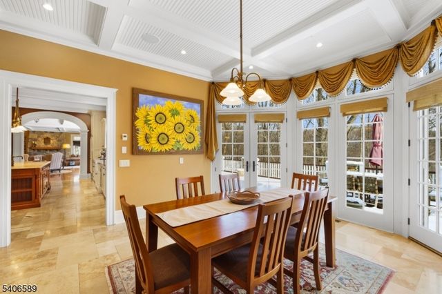 4 Rainetree Rdg, Mendham Twp., NJ 07931