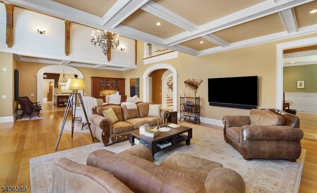 4 Rainetree Rdg, Mendham Twp., NJ 07931