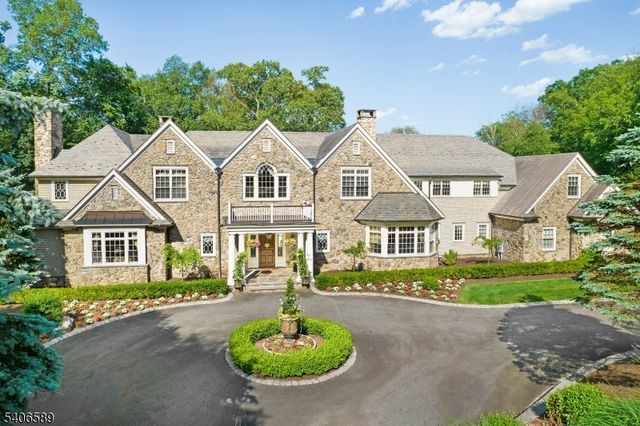 4 Rainetree Rdg, Mendham Twp., NJ 07931