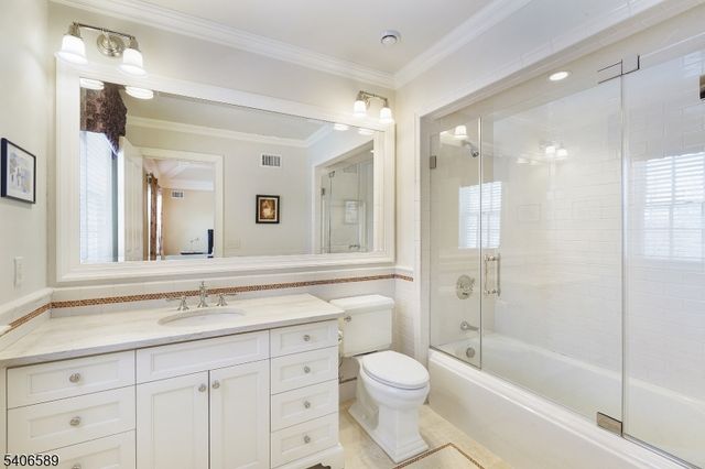 4 Rainetree Rdg, Mendham Twp., NJ 07931