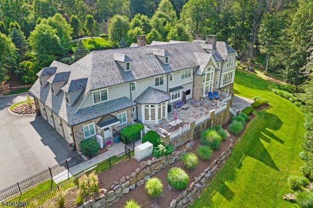 4 Rainetree Rdg, Mendham Twp., NJ 07931