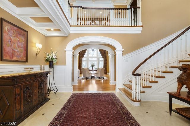 4 Rainetree Rdg, Mendham Twp., NJ 07931