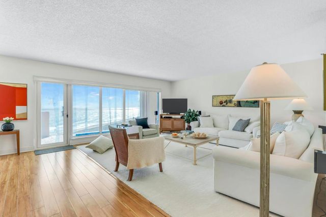 4301 N Ocean Boulevard 1002, Boca Raton, FL 33431