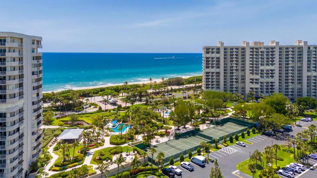 4301 N Ocean Boulevard 1002, Boca Raton, FL 33431