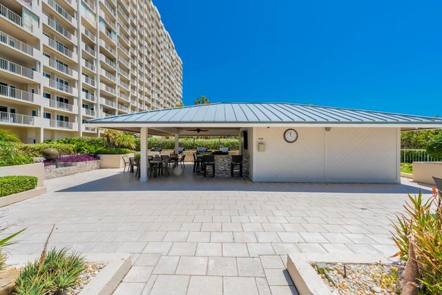 4301 N Ocean Boulevard 1002, Boca Raton, FL 33431