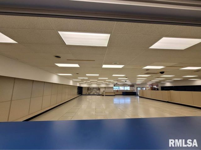 500 Green Park Avenue, Colona, IL 61241