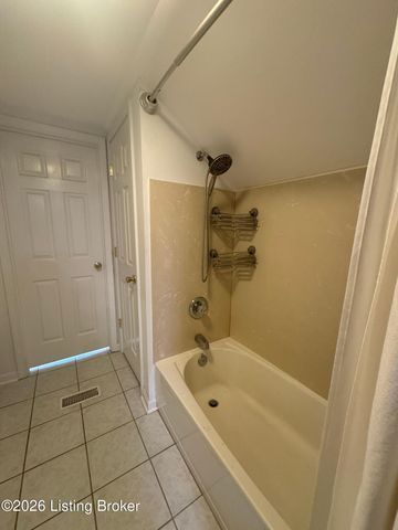 4109 Winchester Rd, Louisville, KY 40207