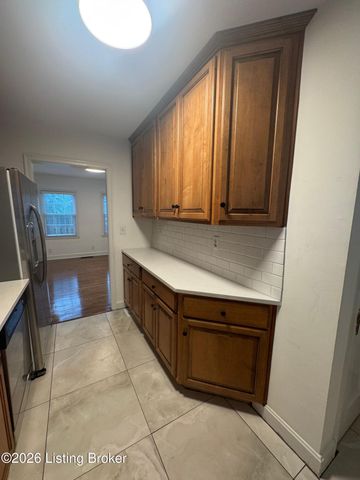 4109 Winchester Rd, Louisville, KY 40207