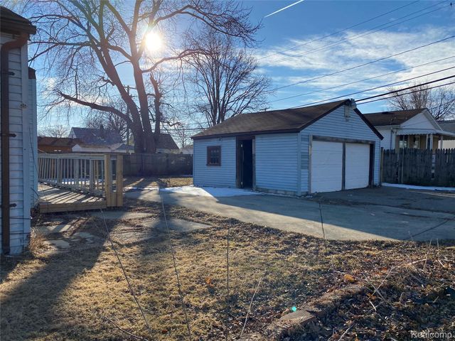 18706 Meier Street, Roseville, MI 48066