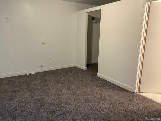 18706 Meier Street, Roseville, MI 48066