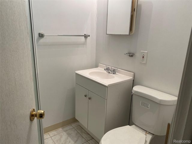 18706 Meier Street, Roseville, MI 48066