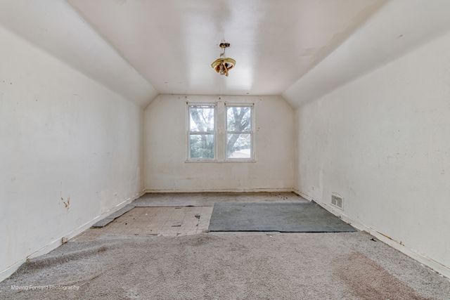 7207 S Winchester Avenue, Chicago, IL 60636