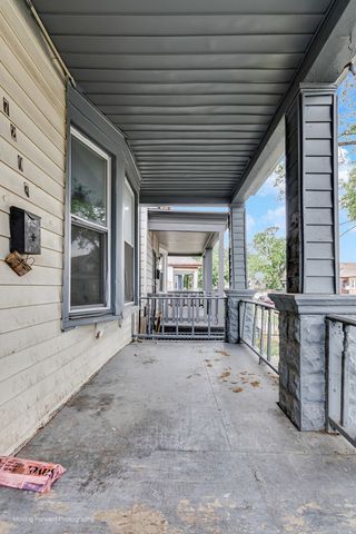 7207 S Winchester Avenue, Chicago, IL 60636