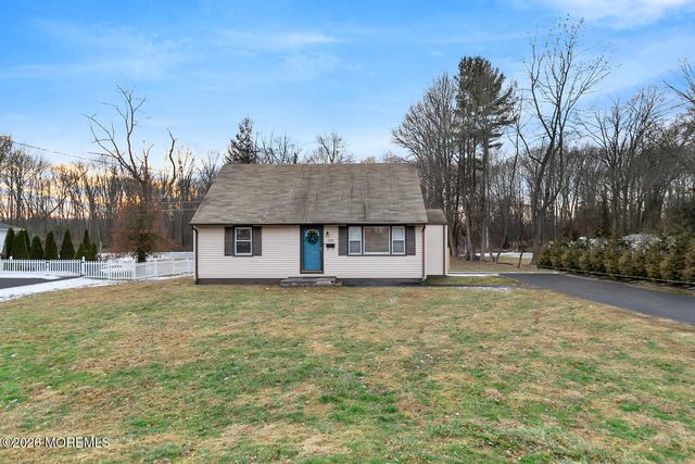 598 East Road, Middletown, NJ 07748