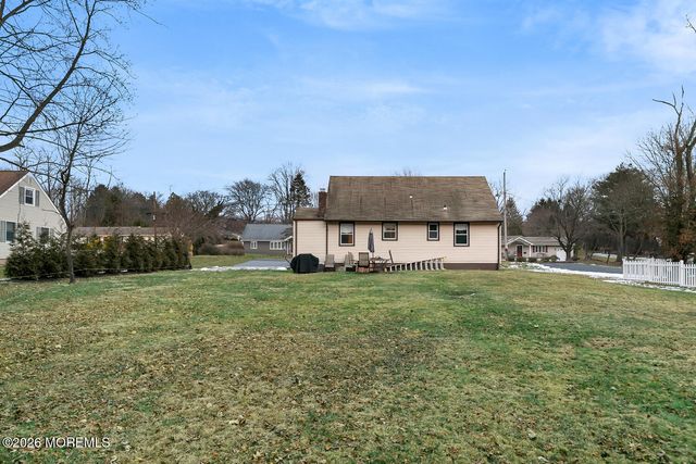 598 East Road, Middletown, NJ 07748