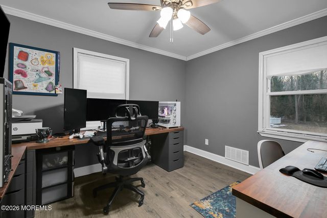 598 East Road, Middletown, NJ 07748