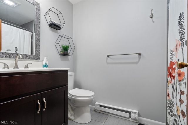 2134 Ritz Manor Drive, Uniontown, OH 44685
