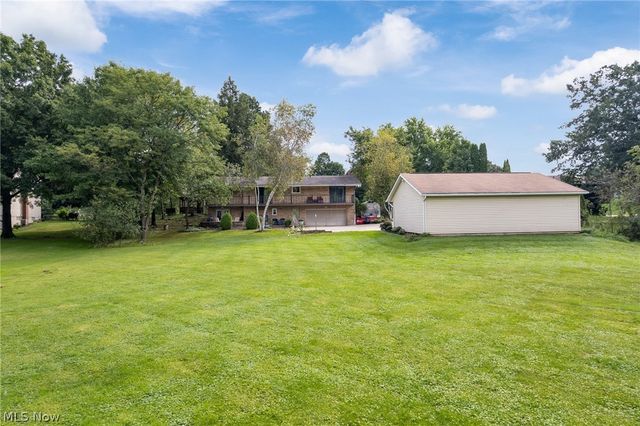 2134 Ritz Manor Drive, Uniontown, OH 44685
