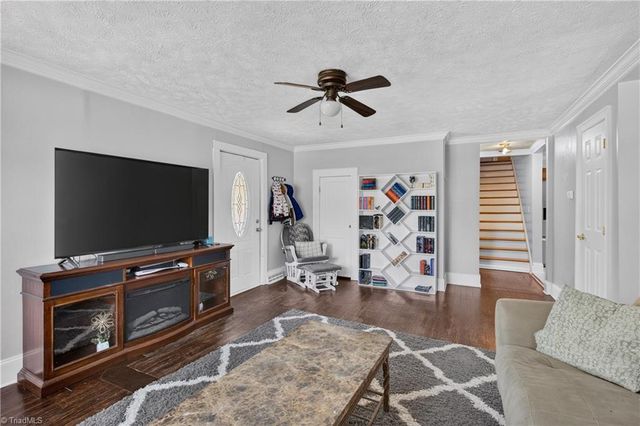 2441 Cunningham Road, Thomasville, NC 27360