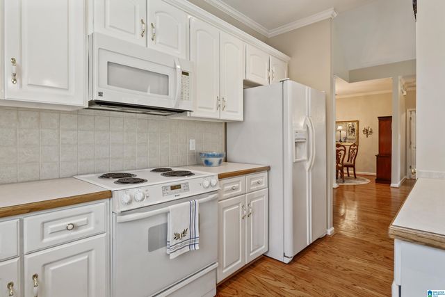217 BEAVER CREST CIRCLE, Pelham, AL 35124