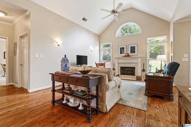 217 BEAVER CREST CIRCLE, Pelham, AL 35124