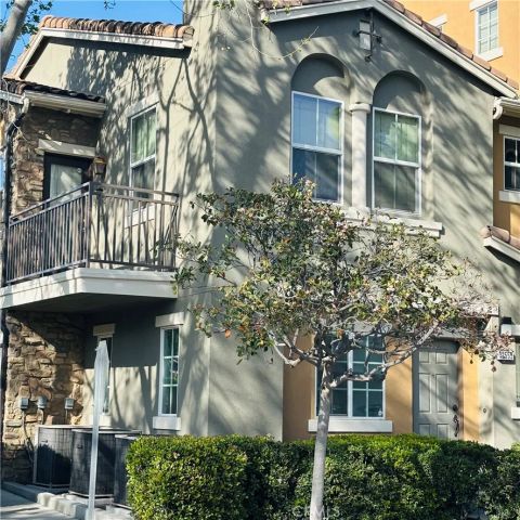 12555 Tavira Lane, Eastvale, CA 91752