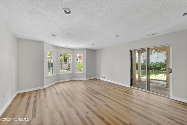 147 Tulip Lane, Freehold, NJ 07728